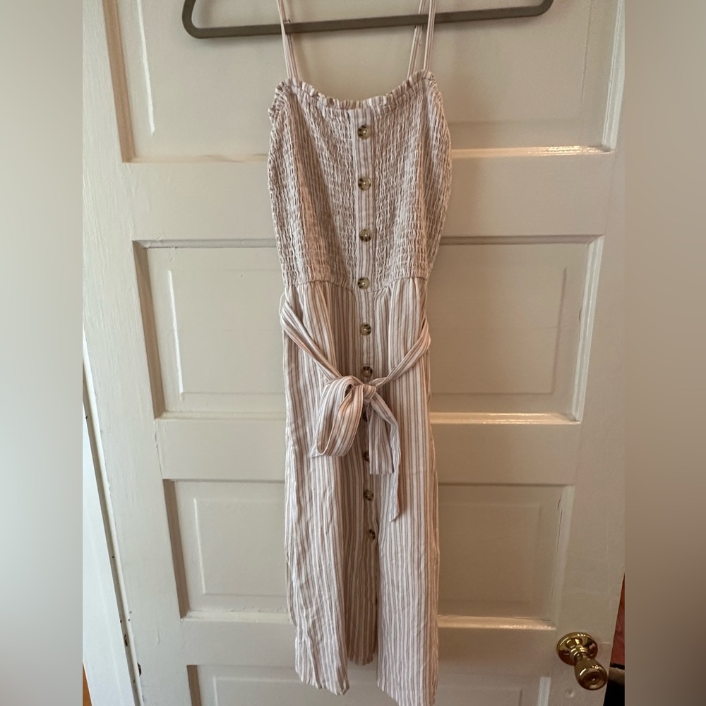 Abercrombie white and cream dress size small